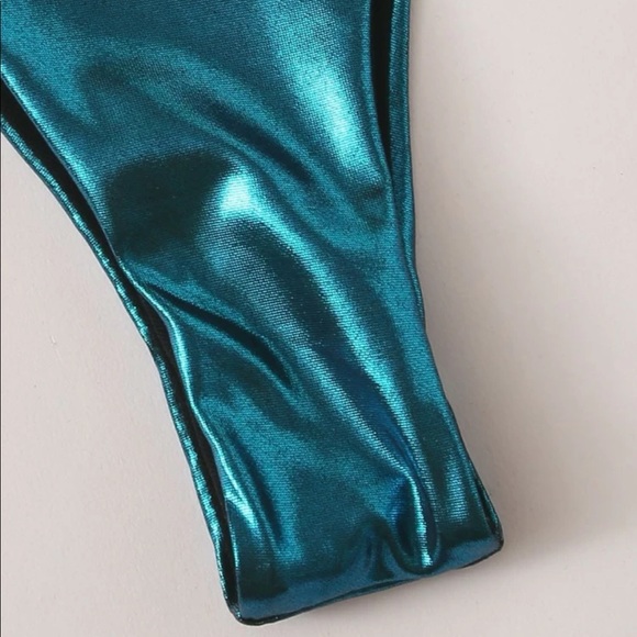 Metallic blue thong swimsuit - Picture 4 of 5